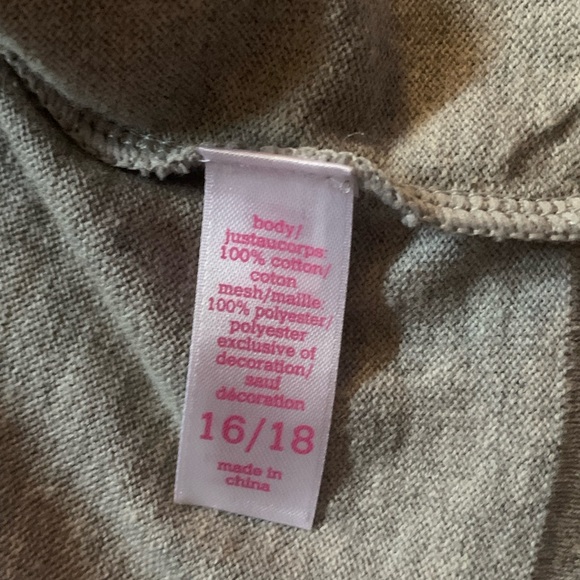 Girls 16-18 Cardigan Shrug sweater from JUSTICE!  Gray with “fish scale” sparkle - Picture 4 of 8